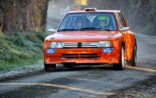 Christophe et Valentin Dupeux, le père et le frère de Thibaut lors d'un rallye